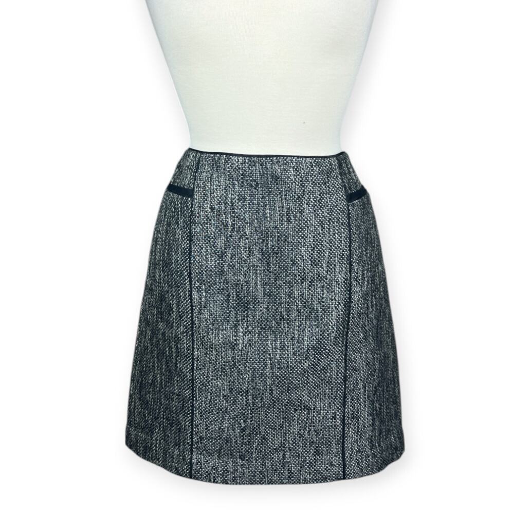 White House Black Market Tweed Mini Skirt Sz 4 Snake Skin Liner Pockets Academia